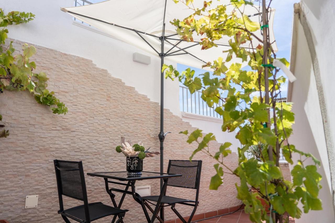 Wineart House, Terracielo Indipendente Nel Centro Di Monopoli Apartment Exterior foto